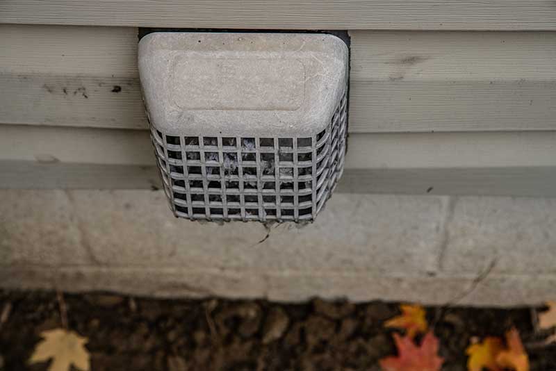 Dryer Vent with lint